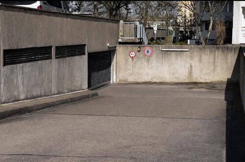 Eingang Tiefgarage - 