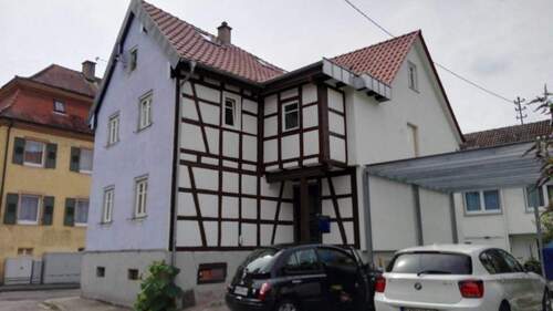 Außenansicht - Großzügige 3-Zimmer-Wohnung in einem denkmalgeschützten Gebäude in Baden-Baden - Haueneberstein