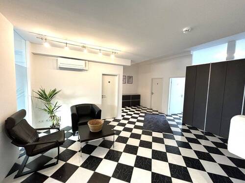 Empfangsbereich - Düsseldorf-Stadtmitte! Großzügige Bürofläche! Provisionsfrei für den Mieter!