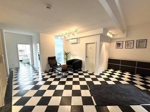 Empfangsbereich 2. Blick - Büro mit 122,10 m&sup2; in Düsseldorf zur Miete