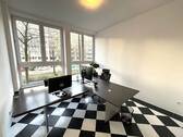 Büro 1 zur Straße - 