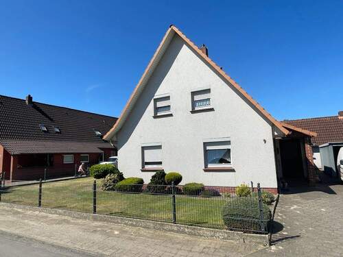 Ansicht vorne - 4 Zimmer Einfamilienhaus zum Kaufen in Dinklage
