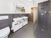 Großes Badezimmer - 