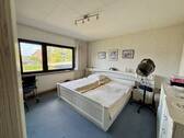 Schlafzimmer EG - 