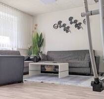Gut geschnittene 4-Zimmer-Wohnung mit Balkon - Schwandorf