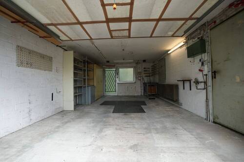 Garage - 