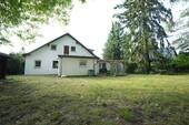 Hausansicht Gartenseite - 4 Zimmer Einfamilienhaus zum Kaufen in Berlin
