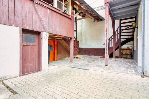 Innenhof mit Zugang zum Ferienhaus - 