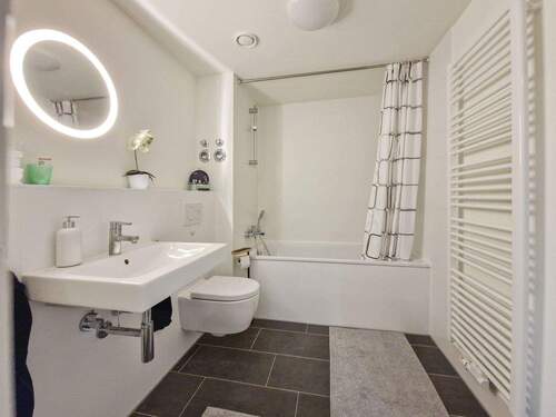 Badezimmer - 3 Zimmer Etagenwohnung in Hamburg / Ottensen