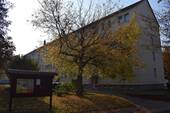 Ansicht 1 - 3-R-Wohnung mit Balkon - 343,00&nbsp;EUR Kaltmiete, ca.&nbsp; 58,10&nbsp;m&sup2;&nbsp;Wohnfl&auml;che