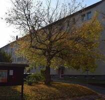 3-R-Wohnung mit Balkon - 343,00&nbsp;EUR Kaltmiete, ca.&nbsp; 58,10&nbsp;m&sup2;&nbsp;Wohnfl&auml;che in Hainichen (PLZ: 09661)