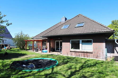 Rückseite - 6 Zimmer Einfamilienhaus zum Kaufen in Schmalfeld
