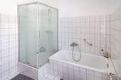 EG gefliestes Masterbad A2 - 