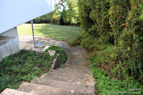 Treppe zum Garten - 