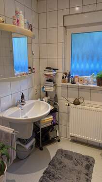 Gäste-WC mit Dusche EG - 