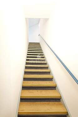 Treppe zum 1. OG - 