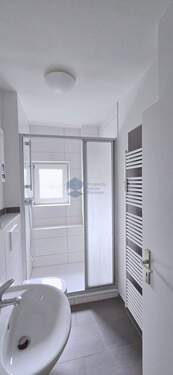 Bad - 2 Zimmer Etagenwohnung zur Miete in Wolfsburg