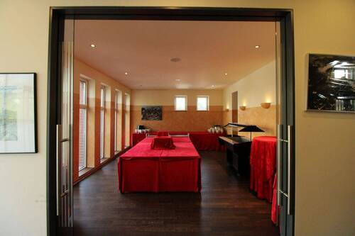 Restaurant - 