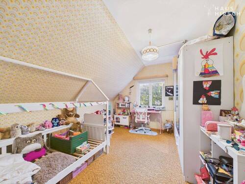 Kinderzimmer 2. DG - 