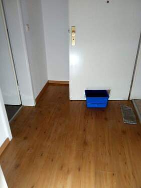 Flur - 1 Zimmer Etagenwohnung in Chemnitz