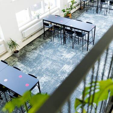 FlexDesk Area - FixDesk: Ruhe, Fokus & Austausch im Creator-House Berlin-Tegel