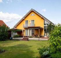 Residence Biesdorf: 285 m² Wohnfläche und vollwertige Nutzfläche - Wohnen & Arbeiten kombiniert - Berlin / Biesdorf