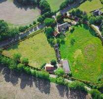 Großes Wohnhaus mit Nebengebäuden - Pferdehaltung möglich. - Nordhorn