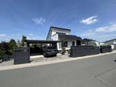 Frontansicht - Modernes Einfamilienhaus mit Panorama-Aussicht in bevorzugter Wohnlage in Warburg