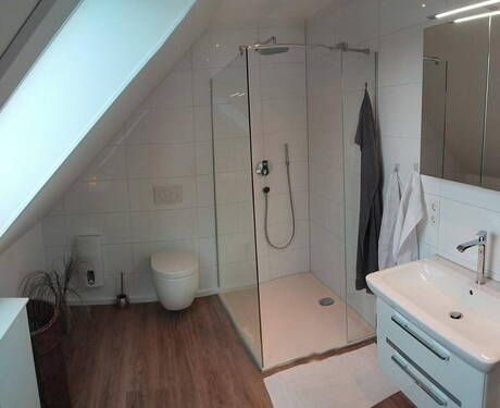 Bad - 3 Zimmer Einfamilienhaus in Ronnenberg