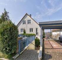 Charmante Split-Level-Hälfte mit bestem Ausblick in Lörrach-Salzert