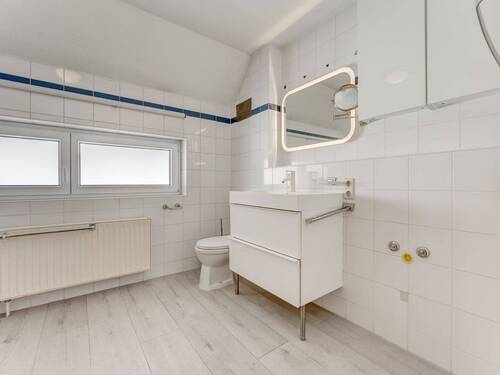 Badezimmer mit Tageslicht... - 