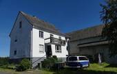 Straßenansicht Eingangsbereich - Provisionsfrei für Ersteher - EFH Momberg - Zwangsversteigerung!