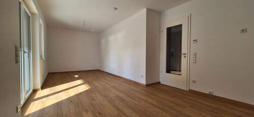 Beispiel: Bodenbelag etc. identisch - 