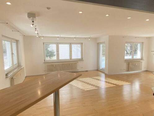 Wohnen/Essen - 2 Zimmer Etagenwohnung zur Miete in Rottweil