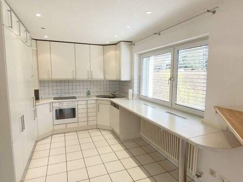 Einbauküche - Etagenwohnung mit 95,00 m&sup2; in Rottweil zur Miete