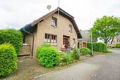 Alpen-Menzelen: Einfamilienhaus - Alpen-Menzelen: Niederrheinisches Familienhaus