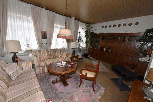 Wohnzimmer - 3 Zimmer Etagenwohnung zum Kaufen in Hildesheim