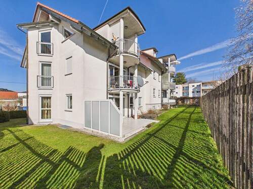 Gartenansicht - Schicke 3,5-Zimmerwohnung mit Wohlfühlambiente