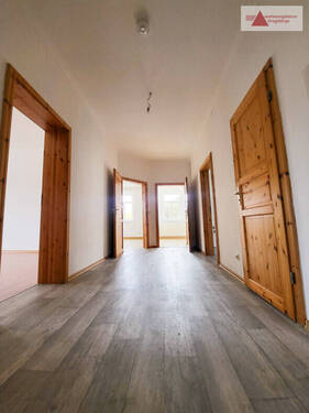 4-Raum, DG - 