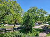 Ausblick zur Haltestelle - 4 Zimmer Etagenwohnung in Karlsruhe