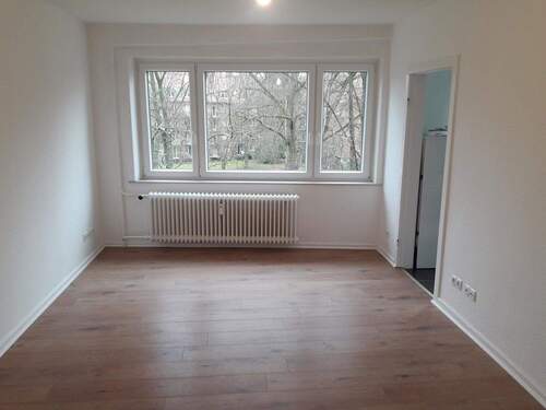 02-BEISPIEL-wohnzimmer - 2 Zimmer Etagenwohnung zur Miete in Hamburg