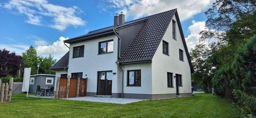 Außenansicht Beispiel - +++NEUBAU+++ Exklusive Doppelhaushälfte mit Bodden und Ostseeblick inmitten unberührter Natur