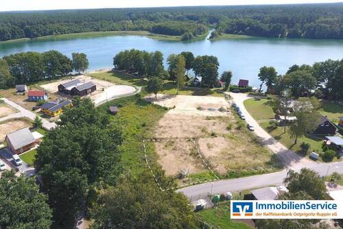 Blick aus der Luft - Grundstück im Urlaubsparadies am Großen Zechliner See!