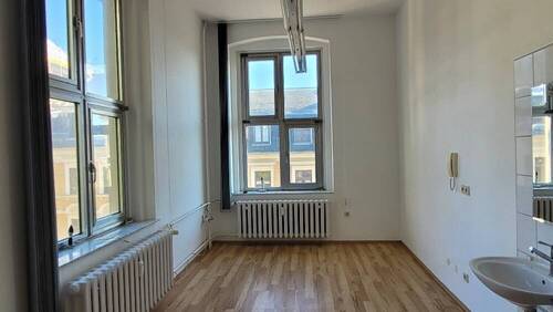 zusätzliche Räumlichkeit - 