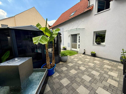 Innenhof Ansicht 2 - 3 Zimmer Einfamilienhaus in Kemmern