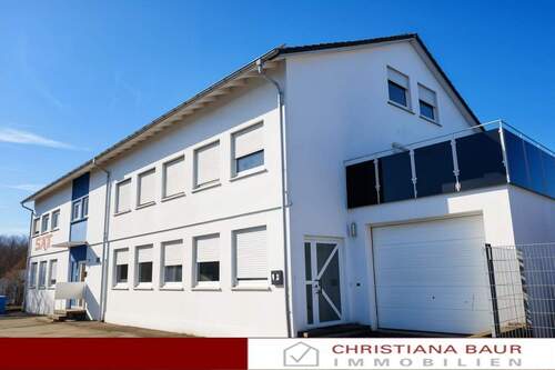 Titel - MODERNISIERT IN RUHIGER LAGE: 3-Zimmer in Tailfingen