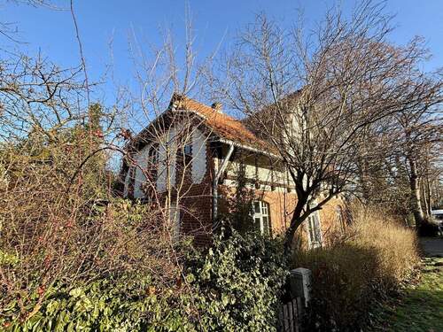 Seitliche Ansicht - Grundstück zum Kaufen in Isernhagen