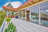 große und sehr sonnige Dachterrasse - 