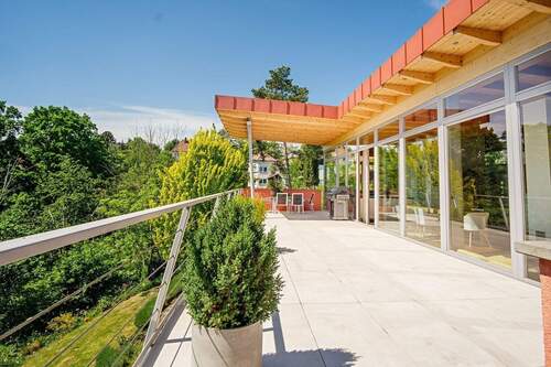 schöne Architektur u. große, uneinsehbare Terrasse - 3 Zimmer Einfamilienhaus in Meißen
