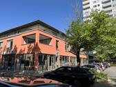 Hausansicht - Helle 2-Zimmerwohnung - Watzmannstraße - Renoviert- Neue Einbauküche - Terrasse
